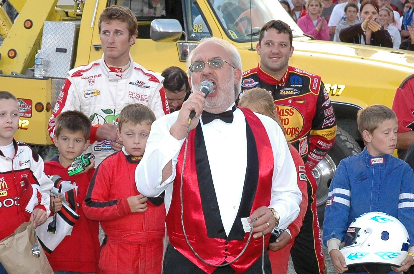 Randy signing with Tony Stewart and Kasey Kahne